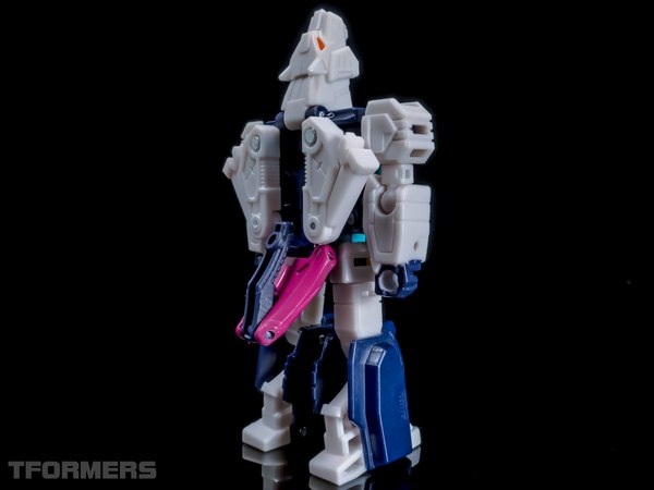 TFormers Titans Return Gallery   Siege On Cybertron Pounce 39 (38 of 92)